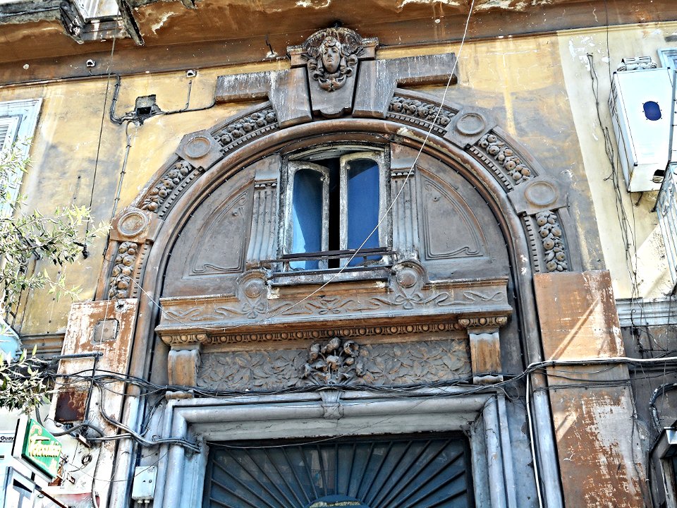 Liberty portal in Naples (29281682425)