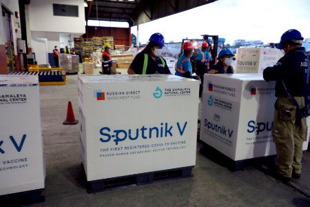 Llegada de vacunas Sputnik 1 dosis 20210926 (51520778097)
