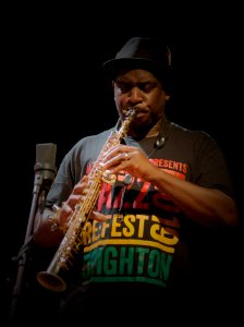 Louis Moholo-Moholo '5 Blokes', BIM 5 september 2019 - Jason Yarde DSC03632 (50665411938)