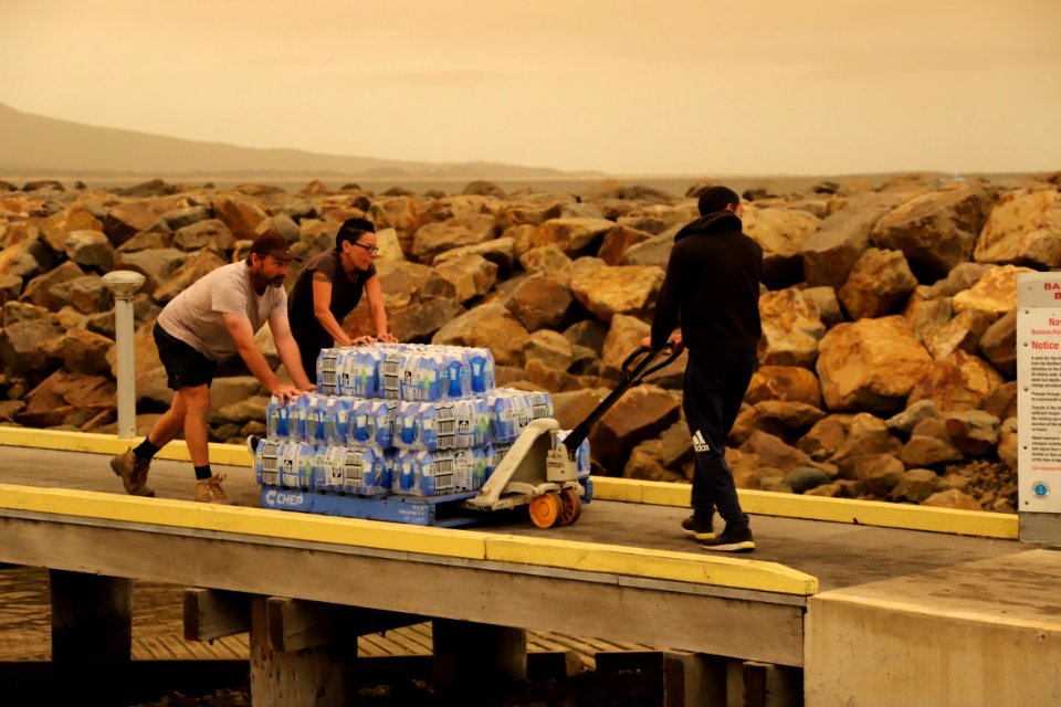 Mallacoota fires - post fires relief effort (49341505051)