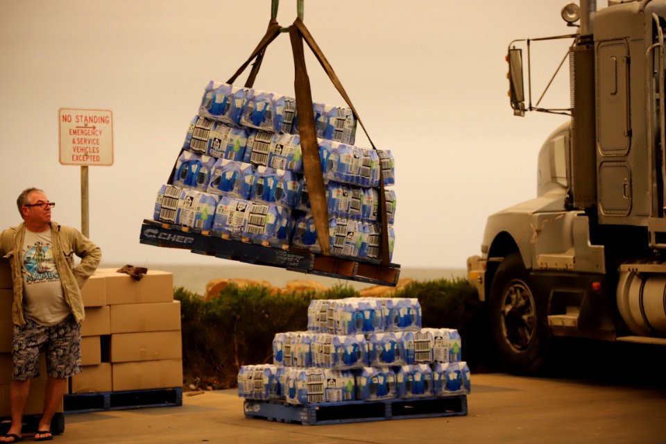 Mallacoota fires - post fires relief effort (49341053353)