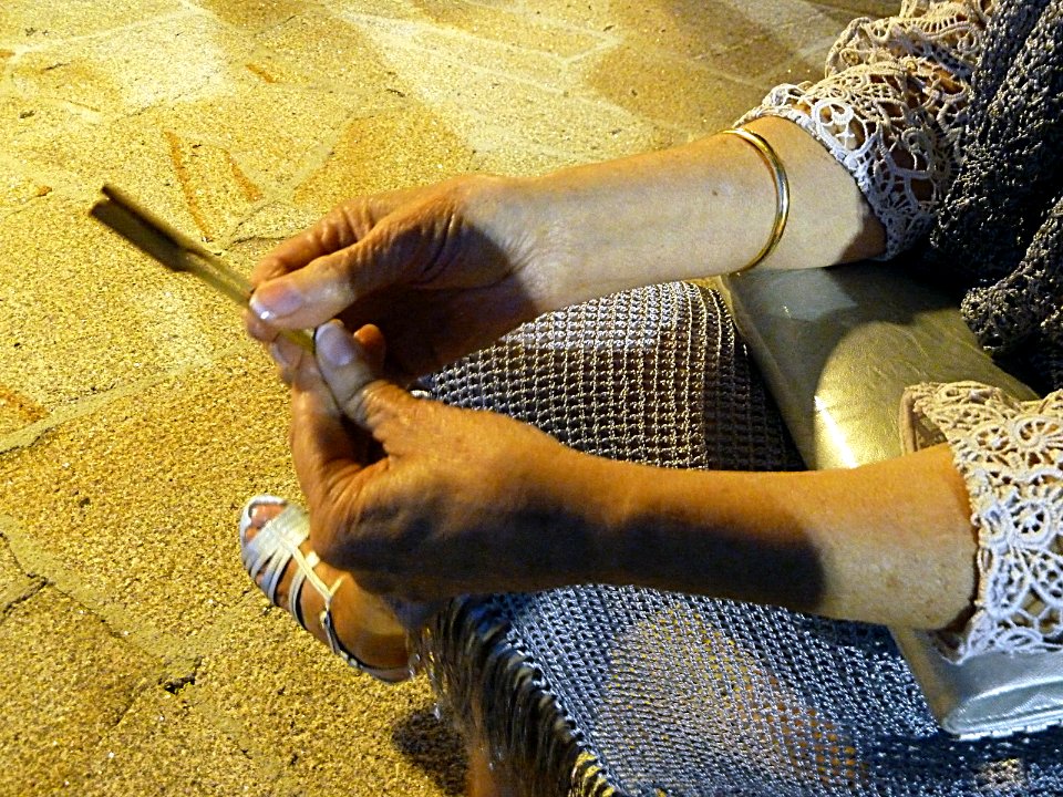 Manos (8545137367)
