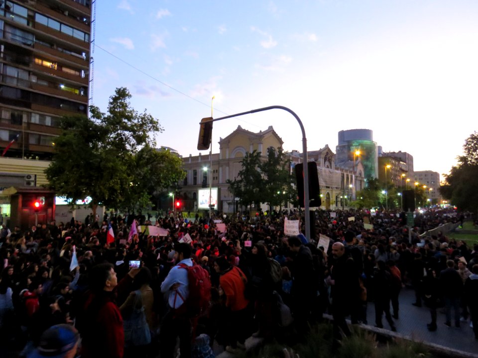 Marcha -NiUnaMenos (30449250625)