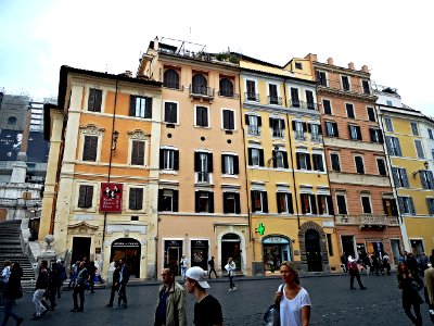 Mansion 18th century at Piazza di Spagna in Rome (28485661006)