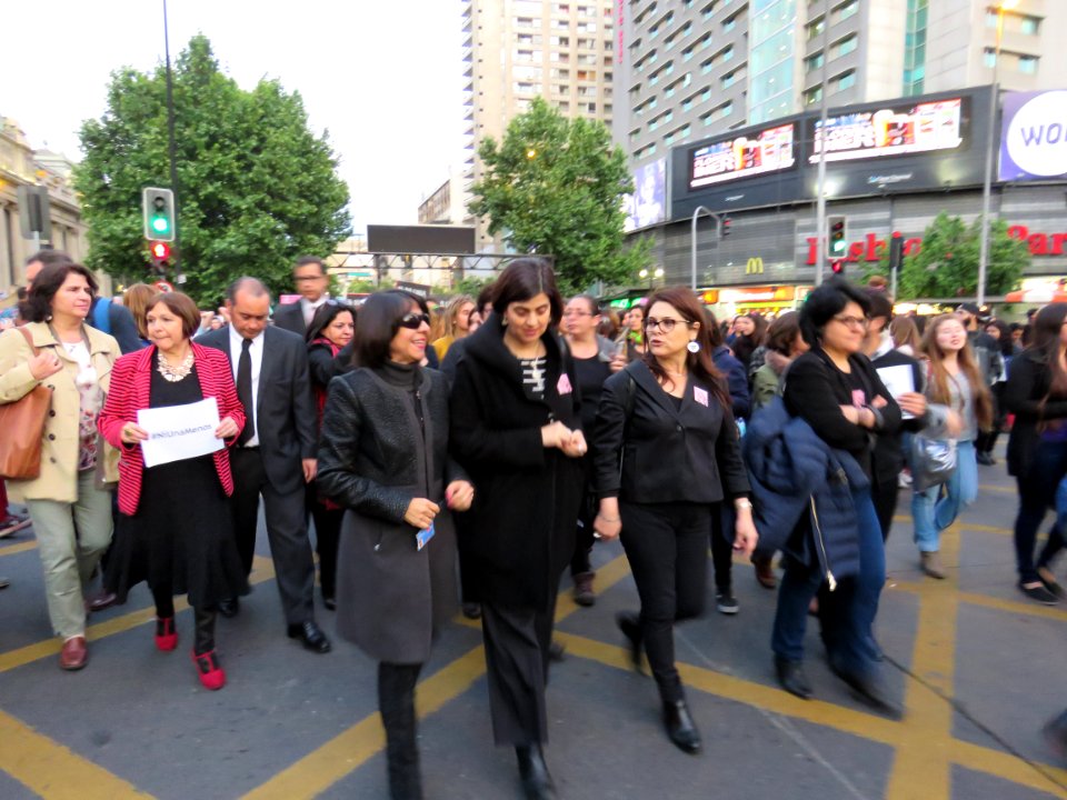 Marcha -NiUnaMenos (30412628796)
