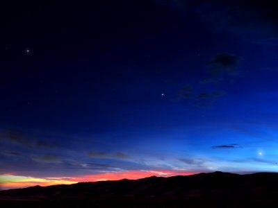 Mars, Saturn, and Venus over Dunes (30264246223)