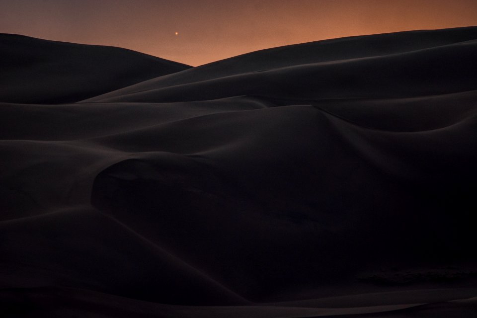 Mars Over Dunes (49179272651)