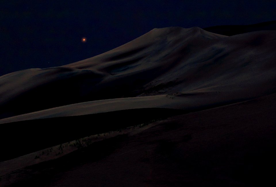 Mars Over a Dune (45555622804)