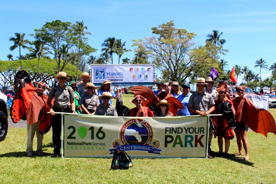 Merrie Monarch Parade April 22, 2017 (35037231221)