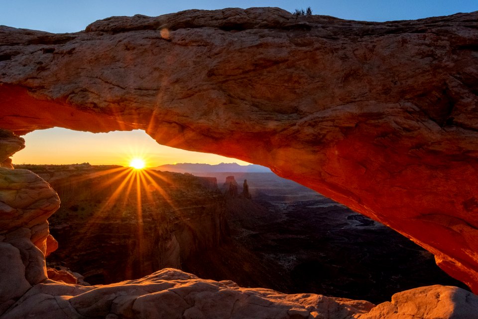Mesa Arch Sunrise (51395812429)