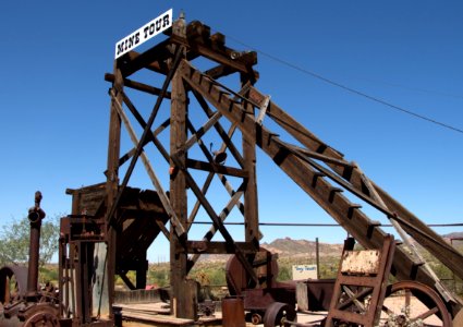 Mine Structure (14413794854)