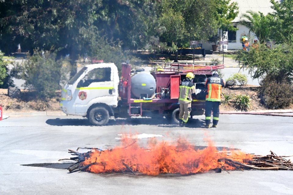MINERA VALLE CENTRAL PONE A DISPOSICIÓN EN LA REGIÓN DE O'HIGGINS BRIGADISTAS PARA COMBATIR INCENDIOS FORESTALES (50397711141)