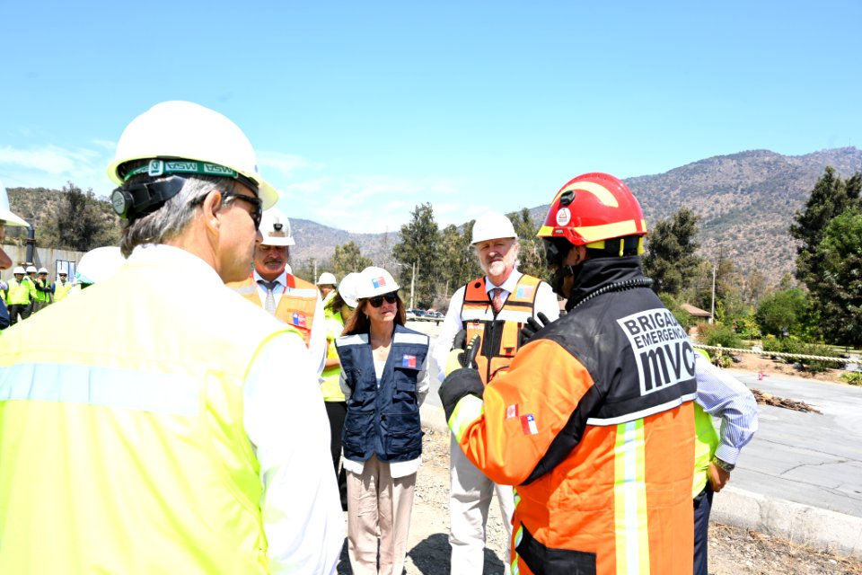 MINERA VALLE CENTRAL PONE A DISPOSICIÓN EN LA REGIÓN DE O'HIGGINS BRIGADISTAS PARA COMBATIR INCENDIOS FORESTALES (50397023593)