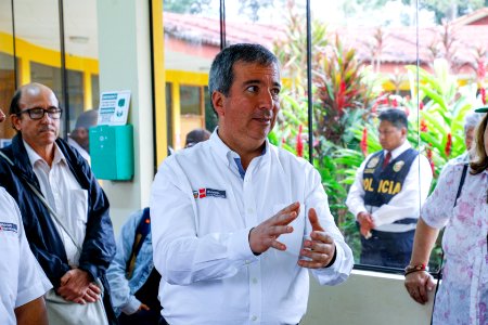 Ministro de la Producción Raúl Pérez - Reyes visita empresas de asistencia pública CITE Productivo (42642146230)