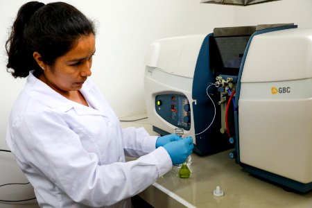 Ministro de la Producción Raúl Pérez - Reyes visita empresas de asistencia pública CITE Productivo (44451211021)