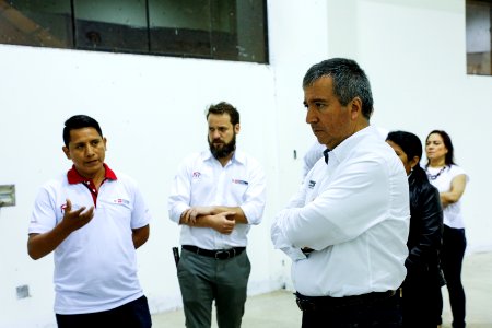 Ministro de la Producción Raúl Pérez - Reyes visita empresas de asistencia pública CITE Productivo (44451217091)