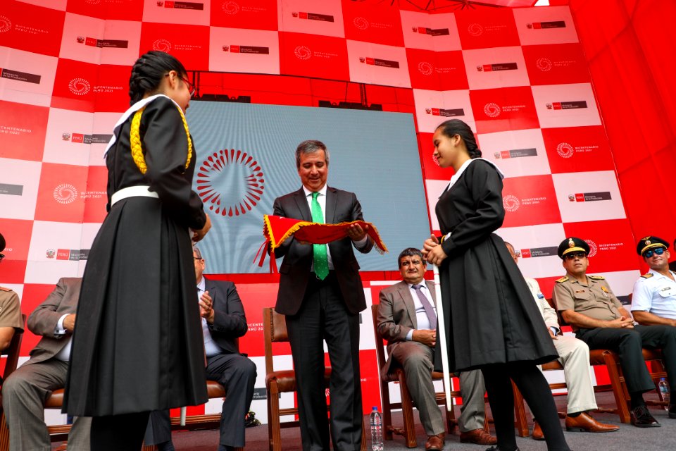 Ministro de la Producción realizó lanzamiento de la Agenda del Bicentenario en la región Lambayeque (44003328790)