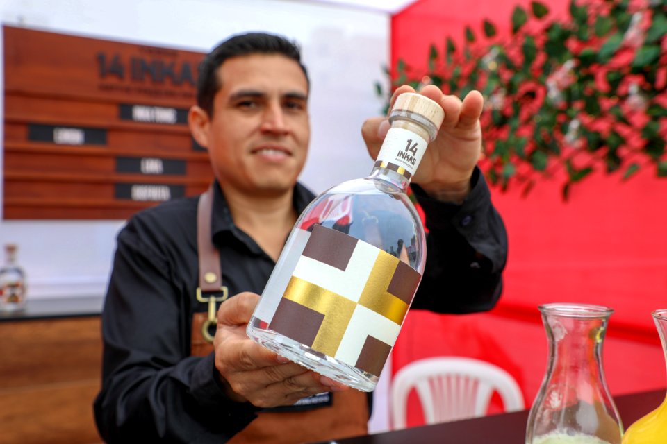 Ministro de la Producción, Raúl Pérez-Reyes presentó la I Feria de Exhibición de Proyectos de Innóvate Perú. (31363251777)