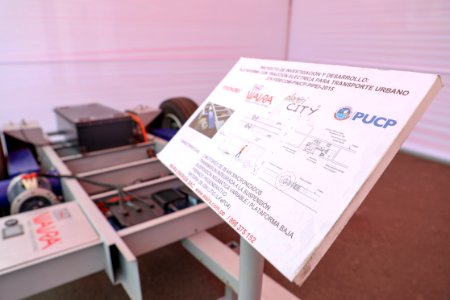 Ministro de la Producción, Raúl Pérez-Reyes presentó la I Feria de Exhibición de Proyectos de Innóvate Perú. (32430134008)