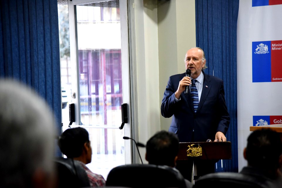 MINISTRO PROKURICA ENCABEZA ENTREGA DE FONDOS PAMMA PARA PEQUEÑOS MINEROS DE LA REGIÓN DE ATACAMA (43135473710)