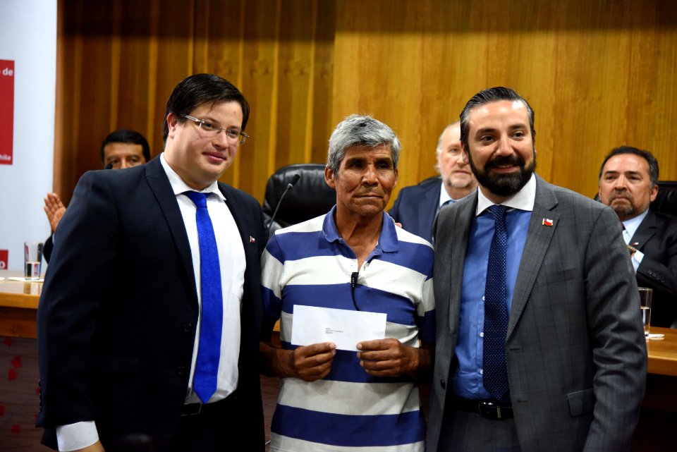 MINISTRO PROKURICA ENCABEZA ENTREGA DE FONDOS PAMMA PARA PEQUEÑOS MINEROS DE LA REGIÓN DE ATACAMA (43135480760)