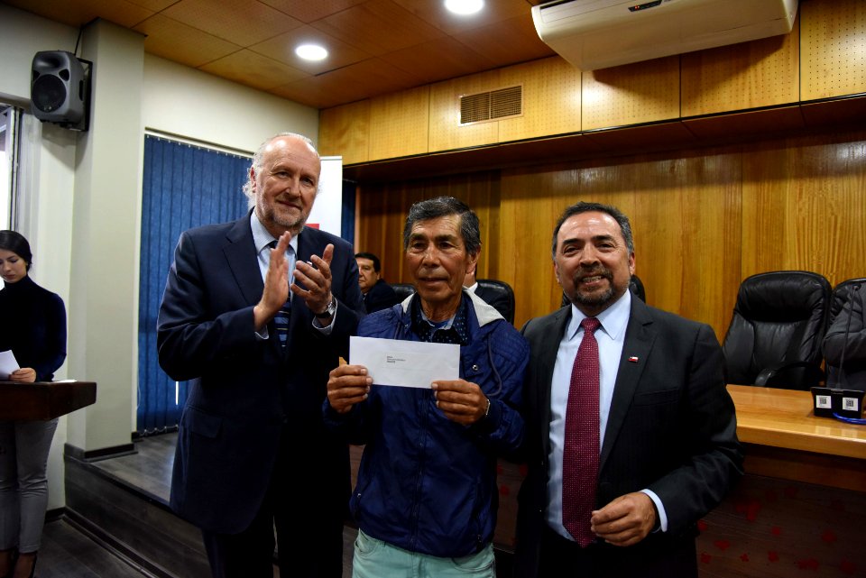 MINISTRO PROKURICA ENCABEZA ENTREGA DE FONDOS PAMMA PARA PEQUEÑOS MINEROS DE LA REGIÓN DE ATACAMA (44227839934)