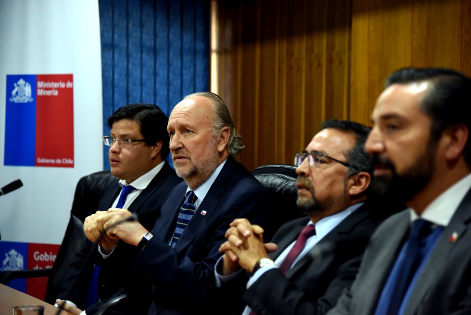 MINISTRO PROKURICA ENCABEZA ENTREGA DE FONDOS PAMMA PARA PEQUEÑOS MINEROS DE LA REGIÓN DE ATACAMA (44948214981)