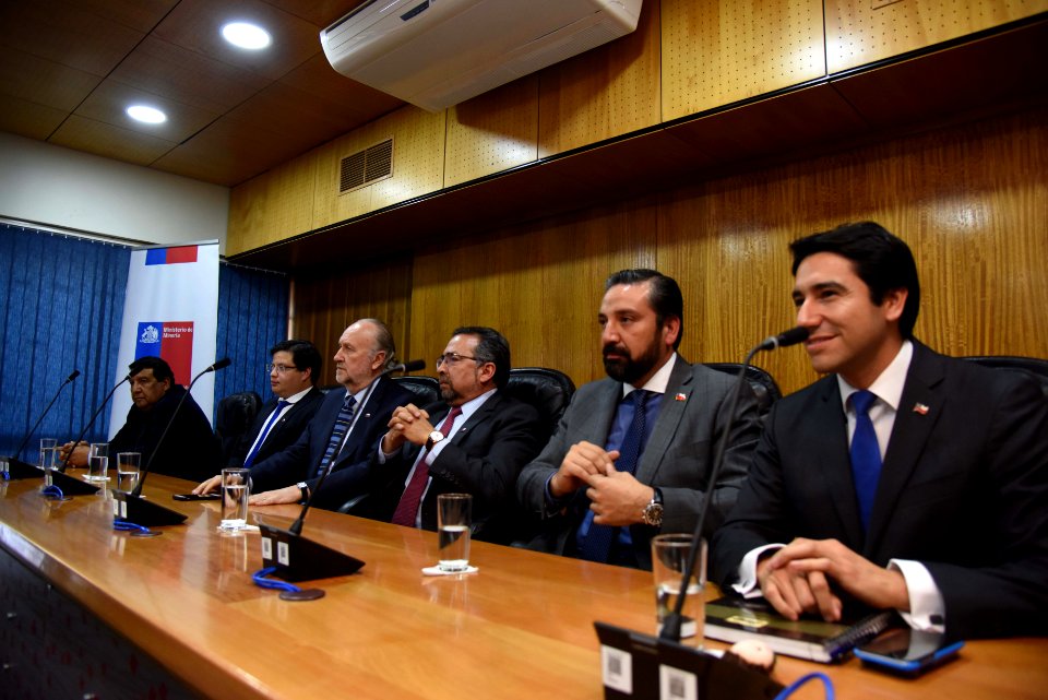 MINISTRO PROKURICA ENCABEZA ENTREGA DE FONDOS PAMMA PARA PEQUEÑOS MINEROS DE LA REGIÓN DE ATACAMA (43135486080)