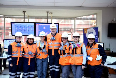 MINISTRO PROKURICA VISITA LA DIVISIÓN GABRIELA MISTRAL DE CODELCO (41843367470)
