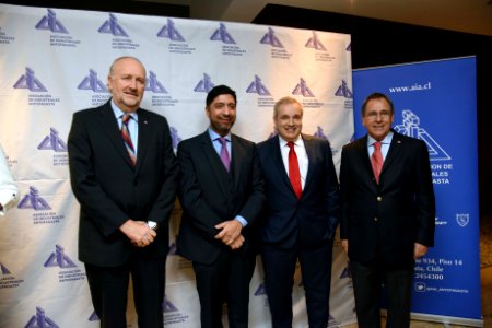 MINISTRO PROKURICA Y SUBSECRETARIO TERRAZAS PARTICIPAN EN CENA ANUAL AIA 2018 (27802909107)