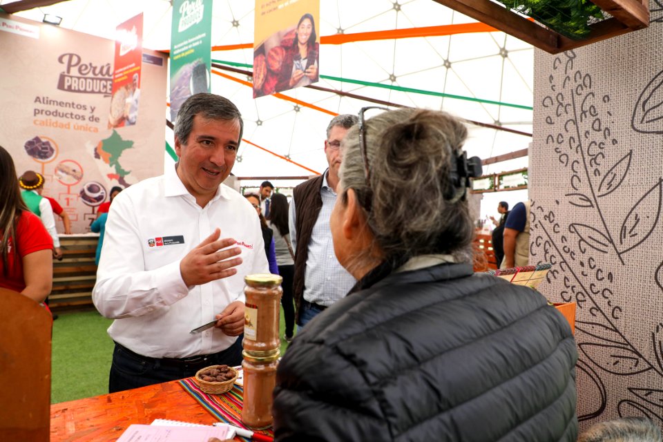 Ministro Pérez-Reyes Domo Perú Produce impulsará ventas de mipymes de café, cacao y alimentos saludables (45295219322)