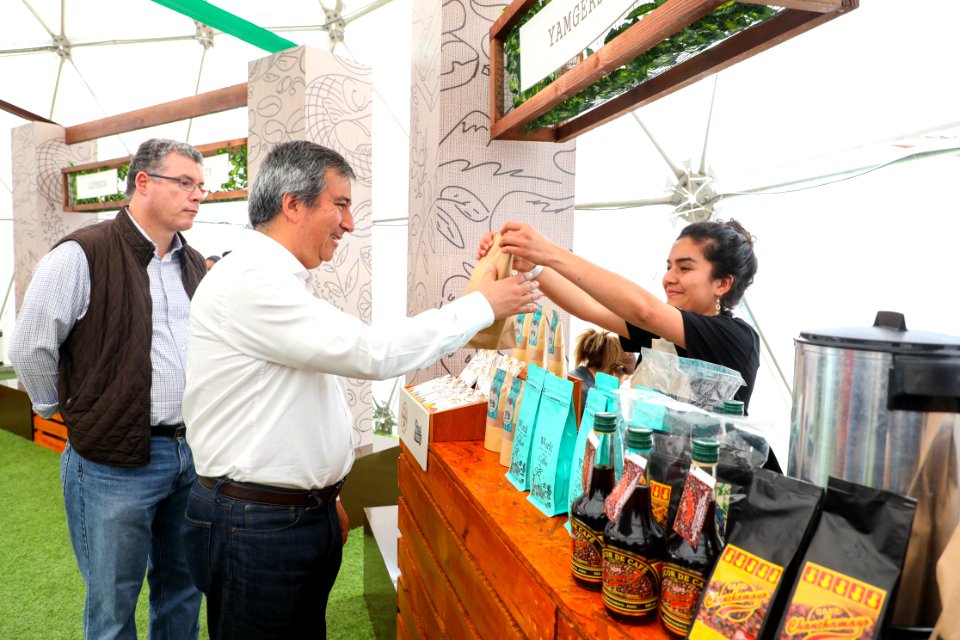 Ministro Pérez-Reyes Domo Perú Produce impulsará ventas de mipymes de café, cacao y alimentos saludables (45295218472)