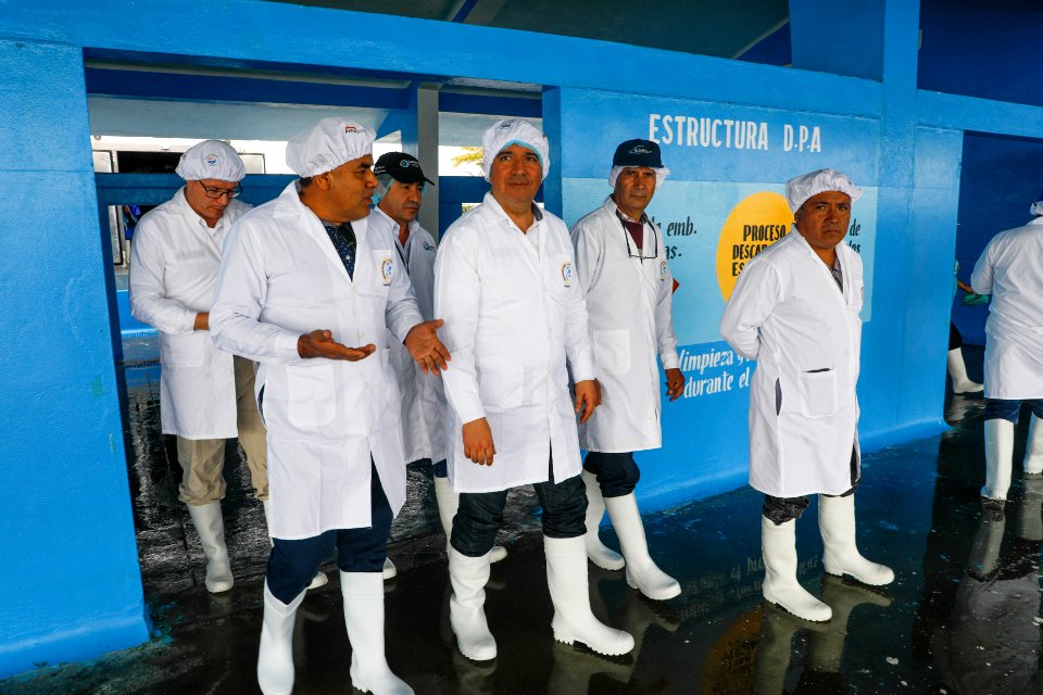 Ministro Pérez-Reyes sector acuícola se recuperará el 2018 y crecerá alrededor de 12% (42527774084)