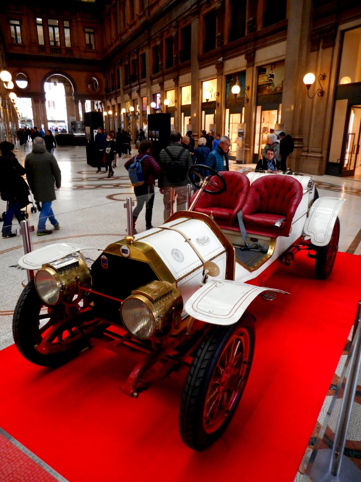 Motorcar Lancia 20-30 HP Type 58 Epsilon Corsa (year 1912) - Exhibition at Alberto Sordi (ex Colonna) arcade in Rome (40831829072)