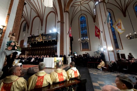 Msza Św. w intencji ofiar katastrofy smoleńskiej 6 rocznica