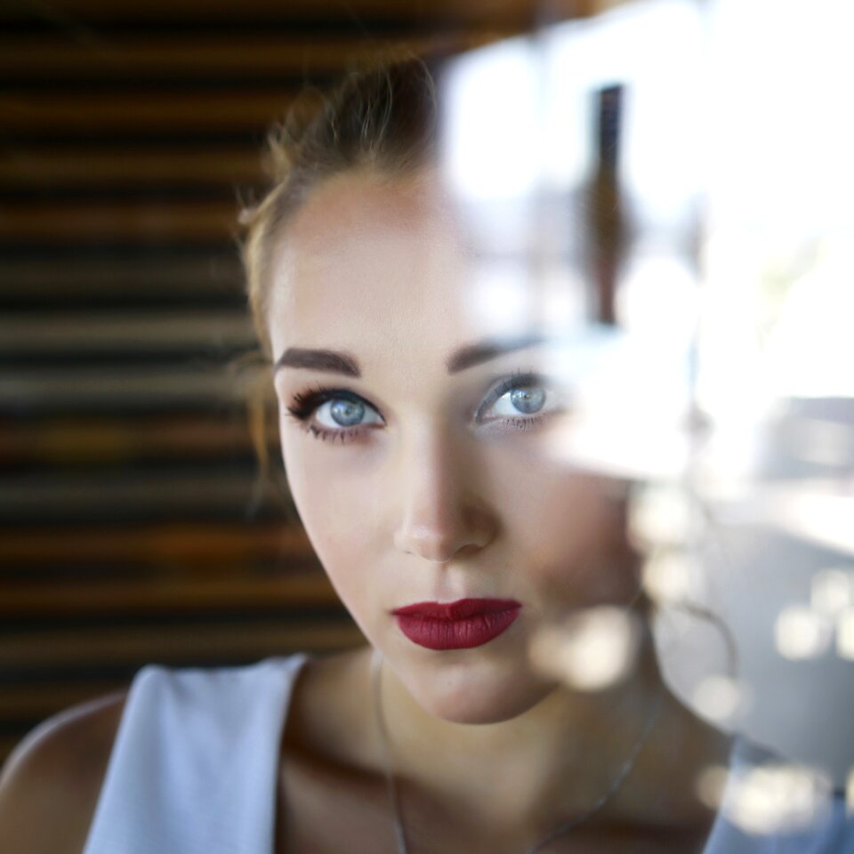 Look beauty young woman
