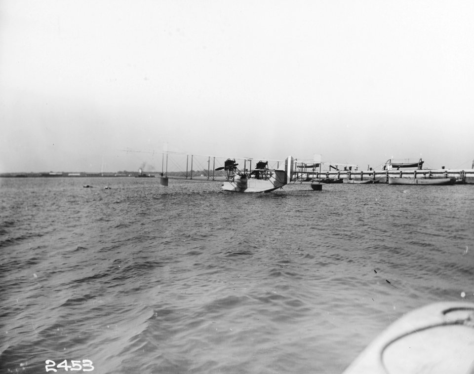 Naval Aircraft Factory, C-1 tied up at Moorings at the Naval Aircraft Factory, Philadelphia, Pennsylvania May 1918.. (51101654565)