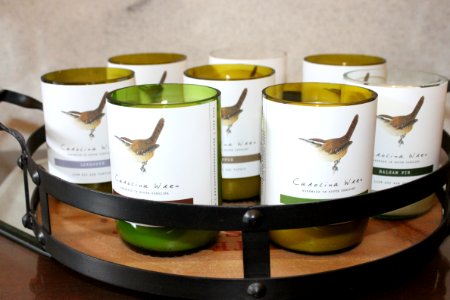 Nikki Haley Art & Lisa Martin, Carolina Wren Candle (29773013671)