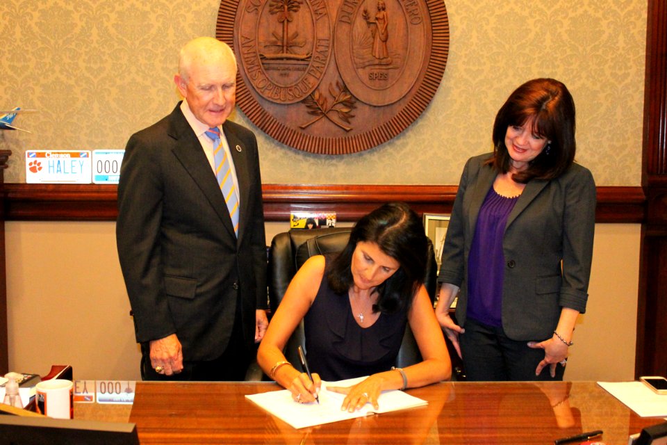 Nikki Haley Ceremonial Bill Signing- Literacy Coaches and Teachers, H.5024 (27530142876)