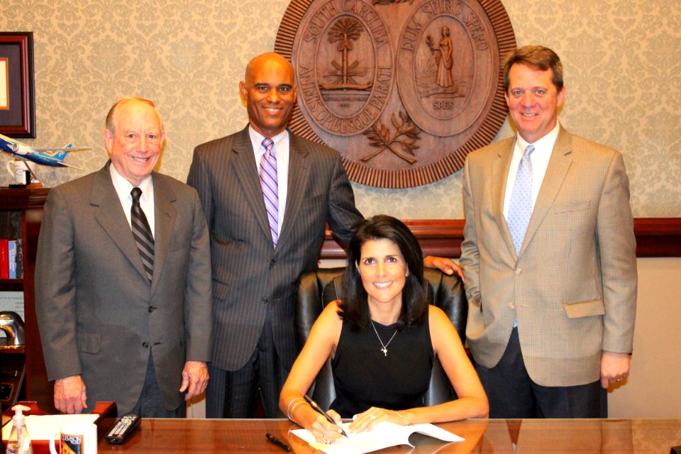 Nikki Haley Clementa C. Pinckney Uniform Petition of Heirs Act (29742610812)