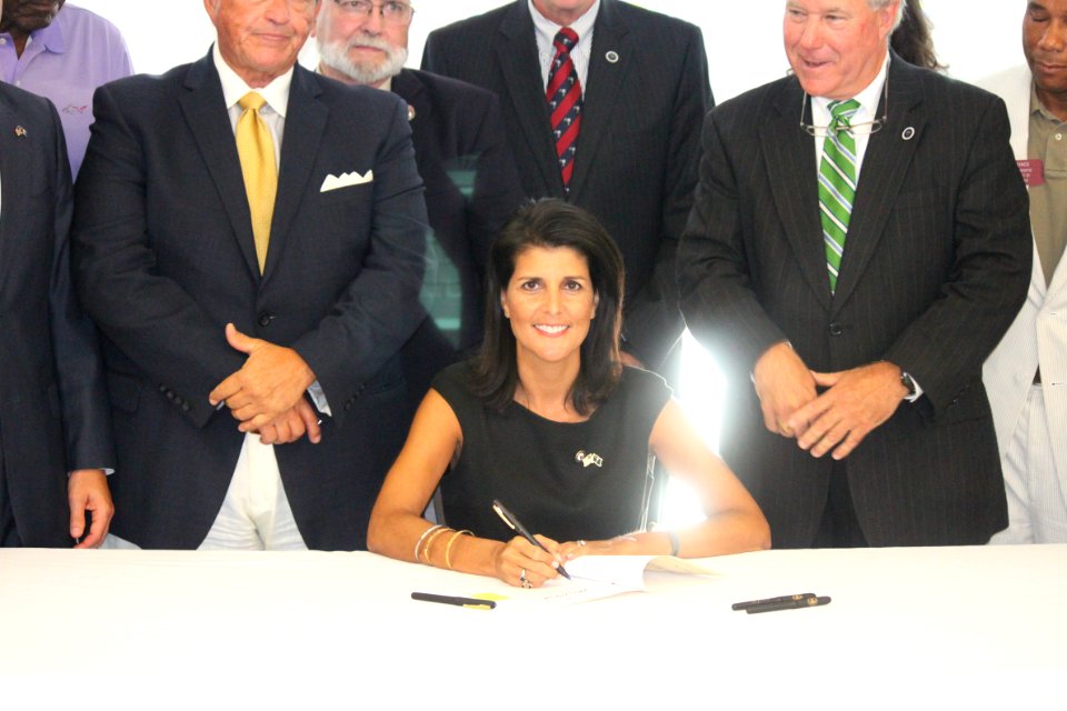 Nikki Haley CWP Reciprocity Bill-H.3799 (28585976844)
