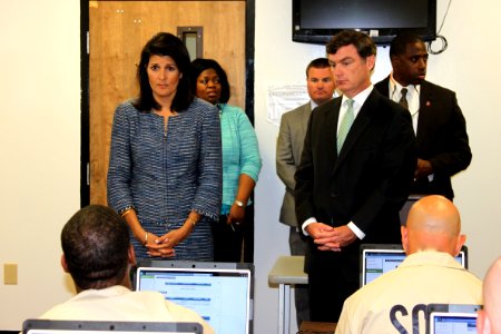 Nikki Haley Manning Correctional Institution Visit (26039547063)