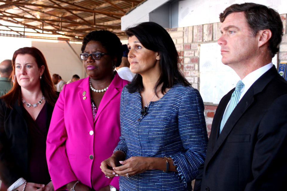 Nikki Haley Manning Correctional Institution Visit (26039545743)