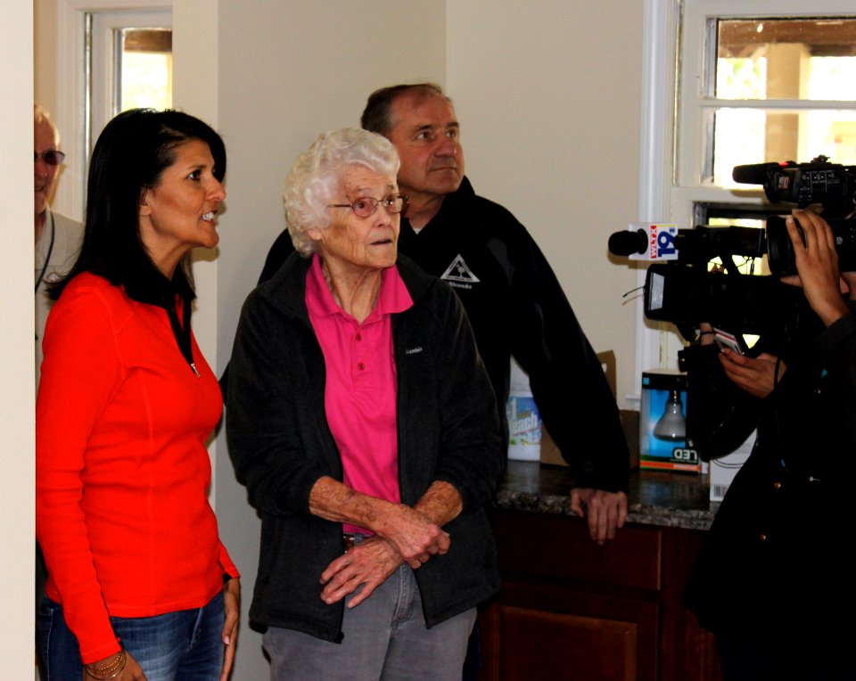 Nikki Haley One SC Flood Site Visit (26039181083)