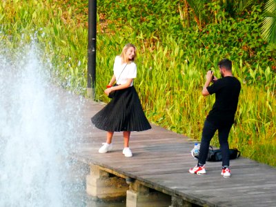 No fireworks, but shooting water for a lively photoshoot - Flickr - GeorgeTan ^2...thanks for millionth support
