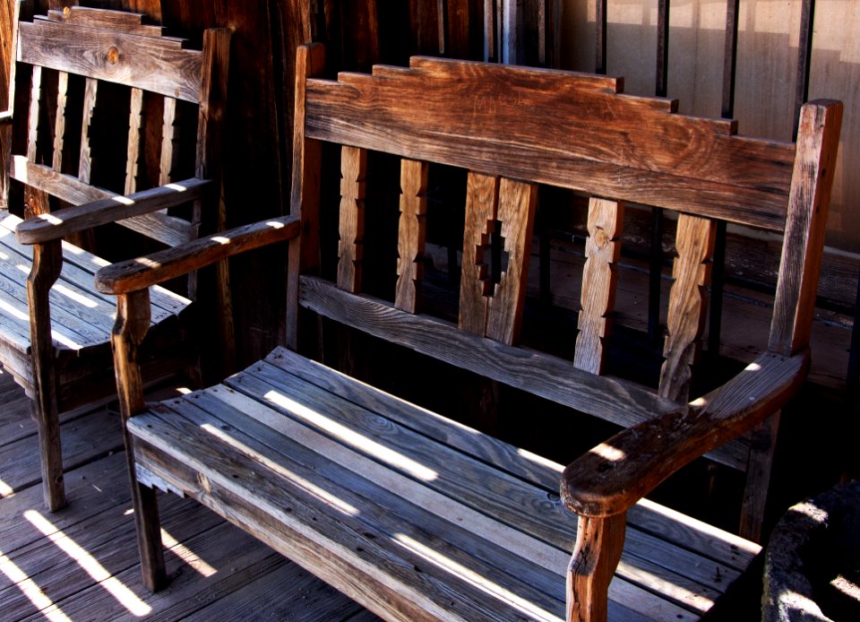Old Benches (14411587271)