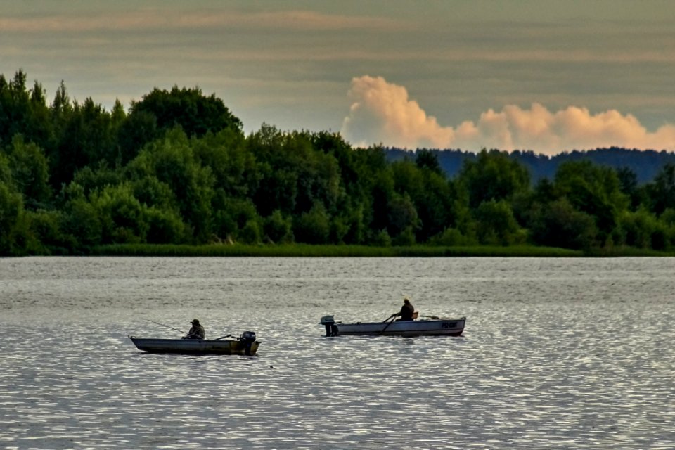 On the Volga River (34553458194)