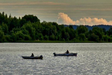 On the Volga River (34553458194)