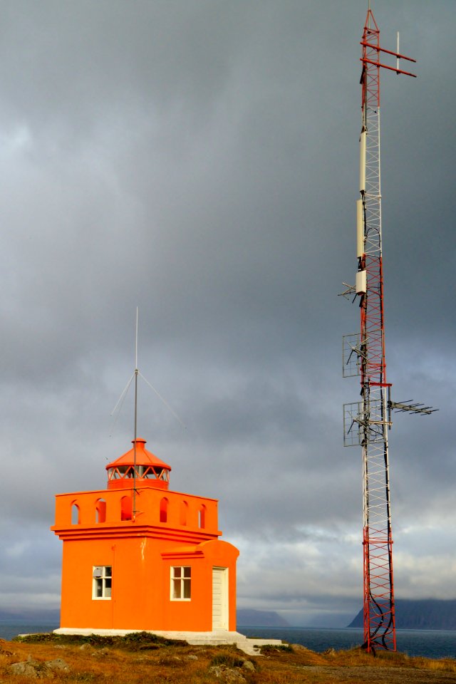 Orange Lighthouse at Bolungarvik, Iceland (48805383171)