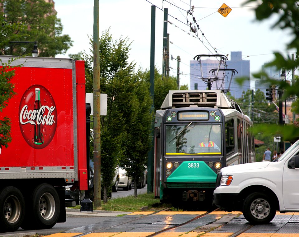 Outbound C Branch train at Centre Street (1), July 2012